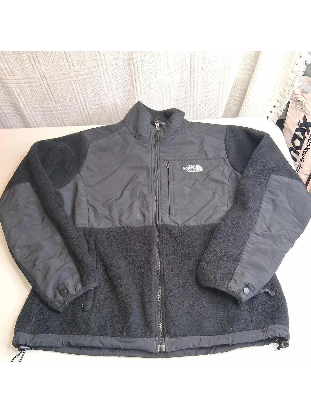 The North Face Women's Black Denali Jacket L